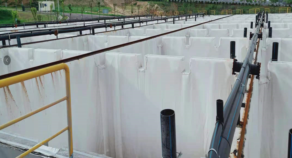 渗滤液收集导排系统